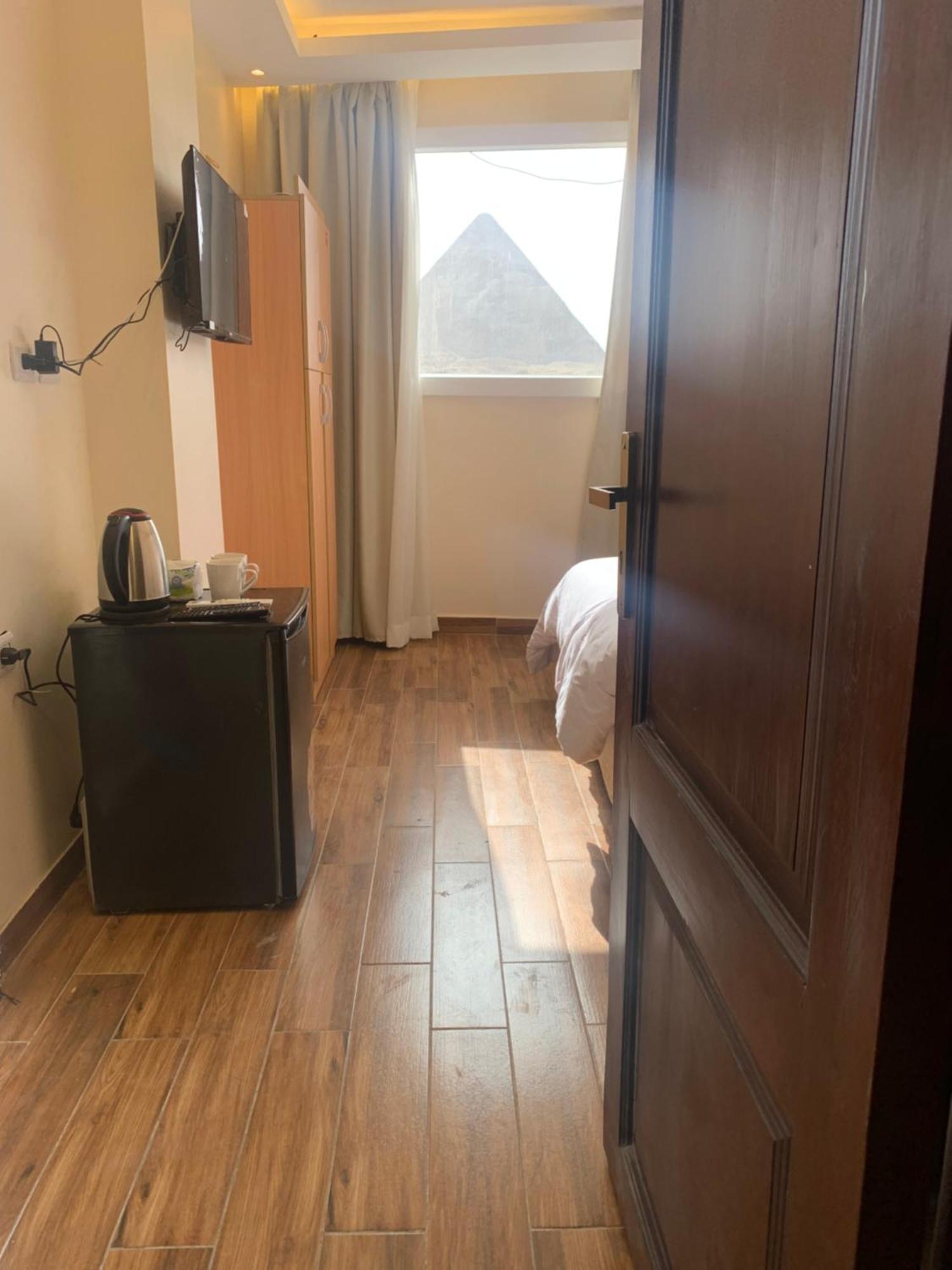 Memphis Pyramids View Hotel Nazlet el-Sîsi Exterior foto